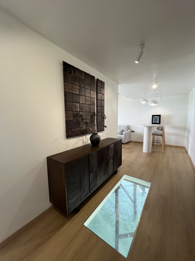 Elegant entryway to the bedroom at Sicily Hotel near Bum Bum Island with glass floor